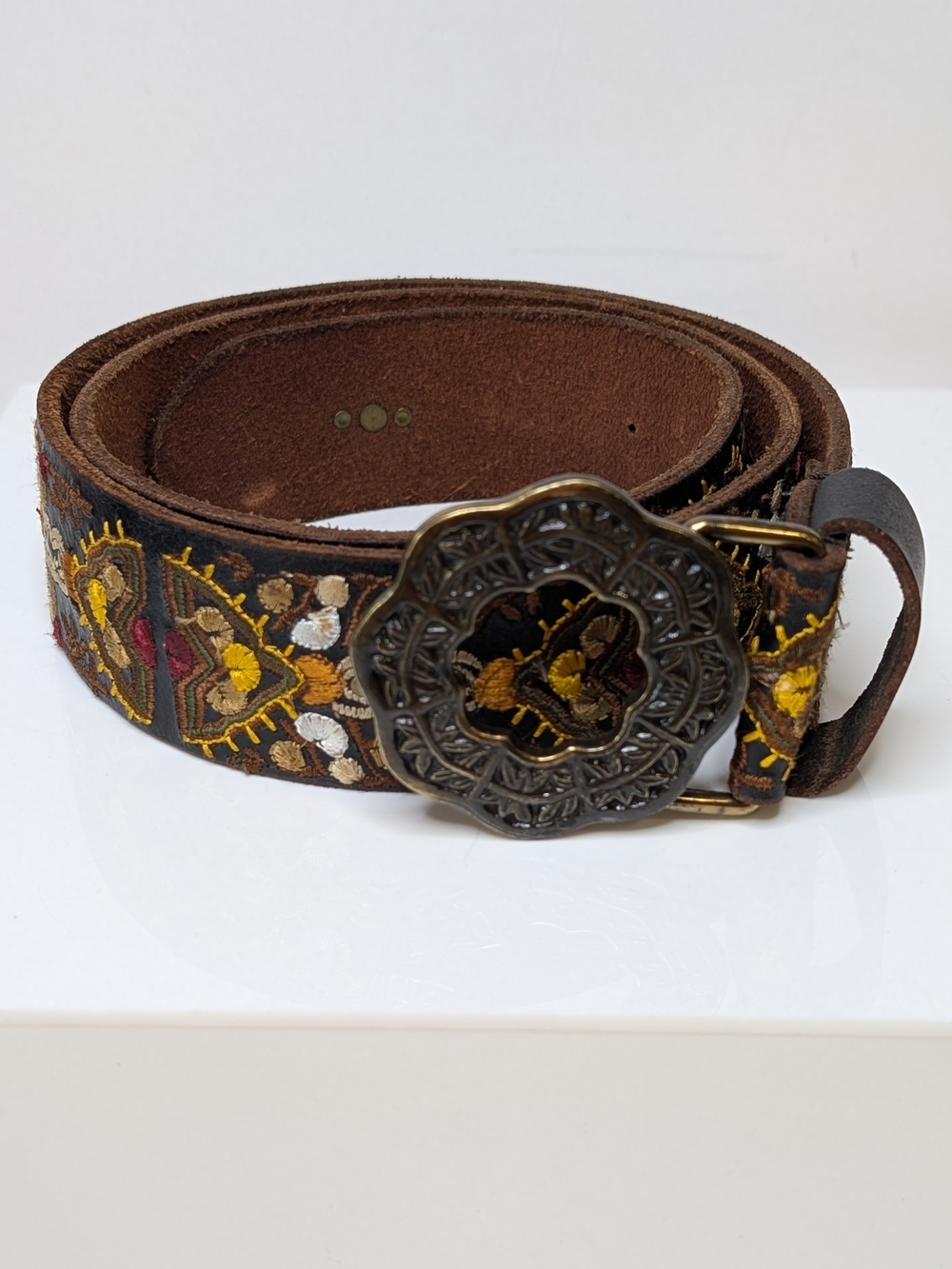 Lucky Brand XL Brown Leather Embroidered Earth Tone Boho Style Belt And Buckle